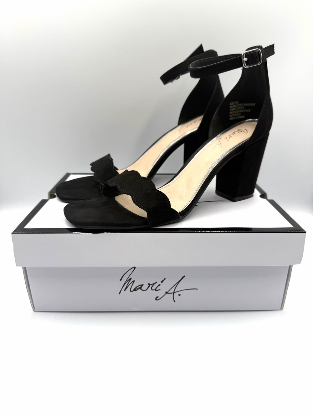 Mari A. Melodee Black Suede-Look Block Heel Sandals Size 9M